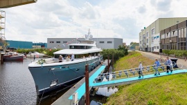 Спущена первая яхта Карибской серии от Moonen Yachts